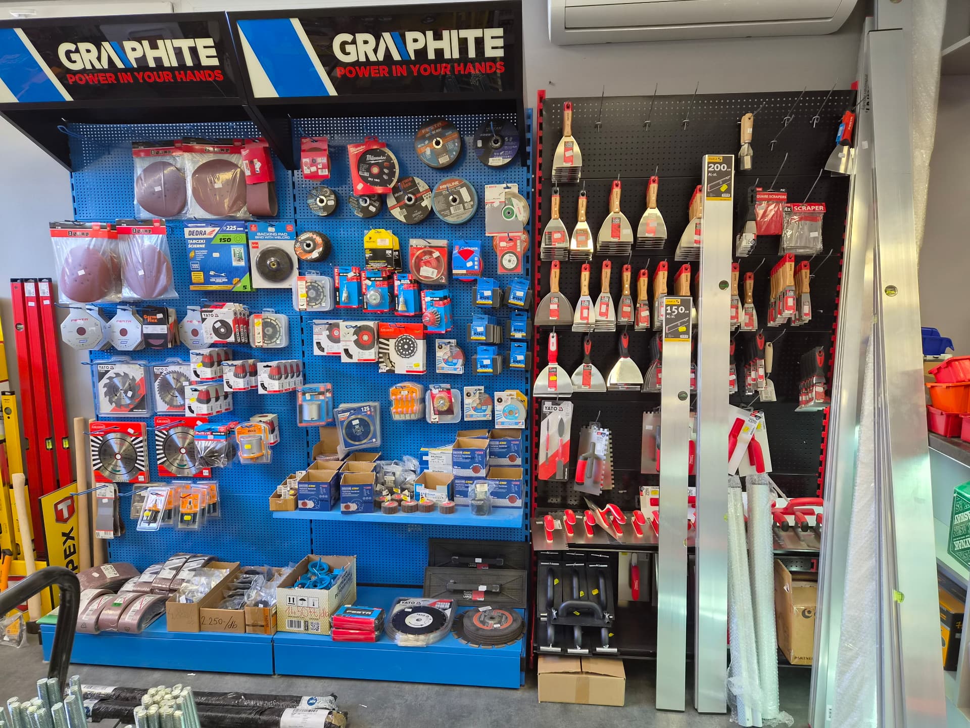 Graphite szerszámok és vágókorongok
